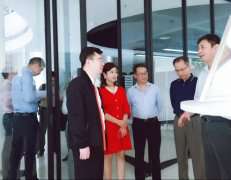广东省工业和信息化局莅临大连皓轩可持续发展咨询有限公司调研制造业创新中心建设情况